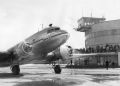 Ilmailumuseon juliste - Aero Oy:n Douglas DC-3 "Tiira"